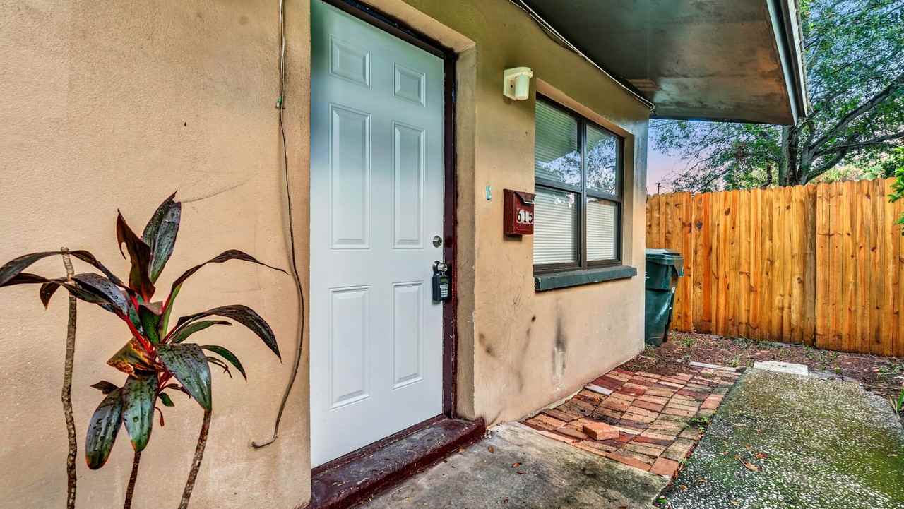 615 13th Ave Nw - Photo 2 of 19