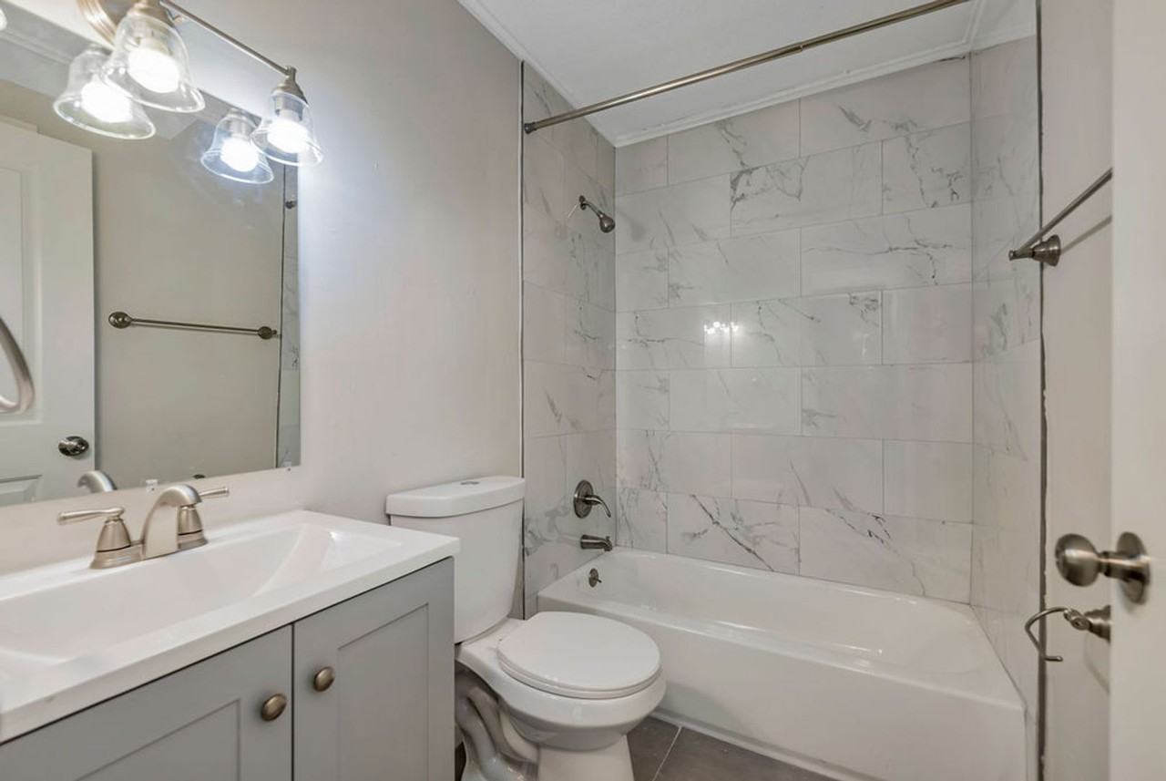 43Hundred at Batavia - Photo 6 of 29