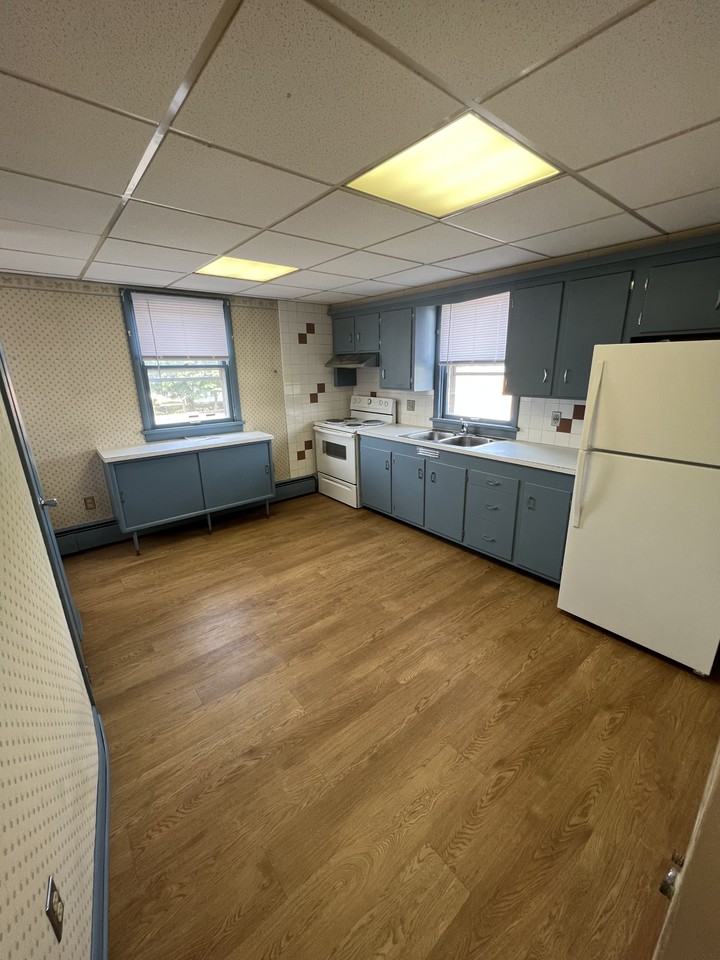 44 N Grant St #A - Photo 3 of 9