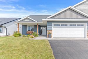 featured image of 898 Brentwood Cir #NA