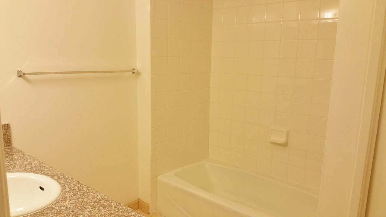 7032 Ming Ave - Photo 4 of 8