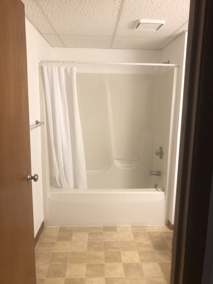 615 16th Ave #615 - Photo 5 of 15