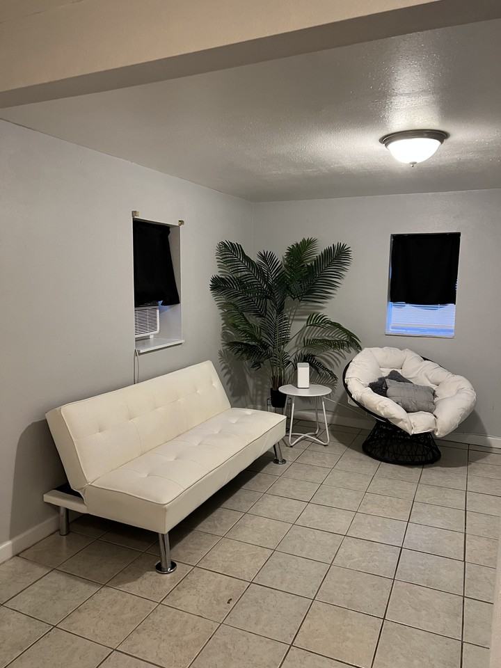 249 Ne Ark Pl #NA - Photo 6 of 22