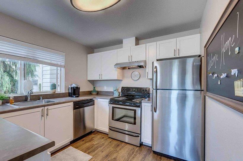 Mosaic on Greenwood - Photo 6 of 29