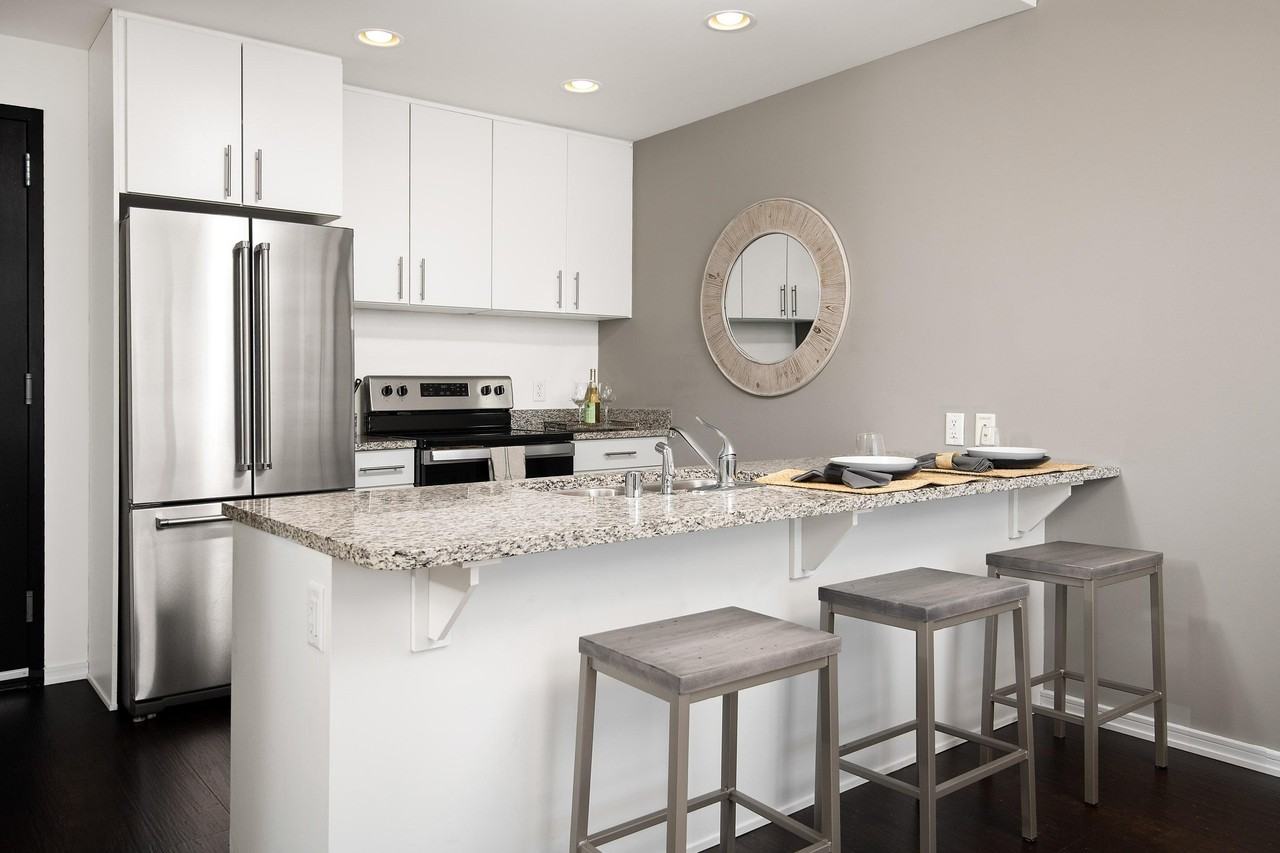 The Moderne - Photo 3 of 50