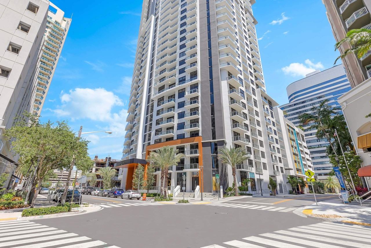 The Registry Las Olas - Photo 2 of 53