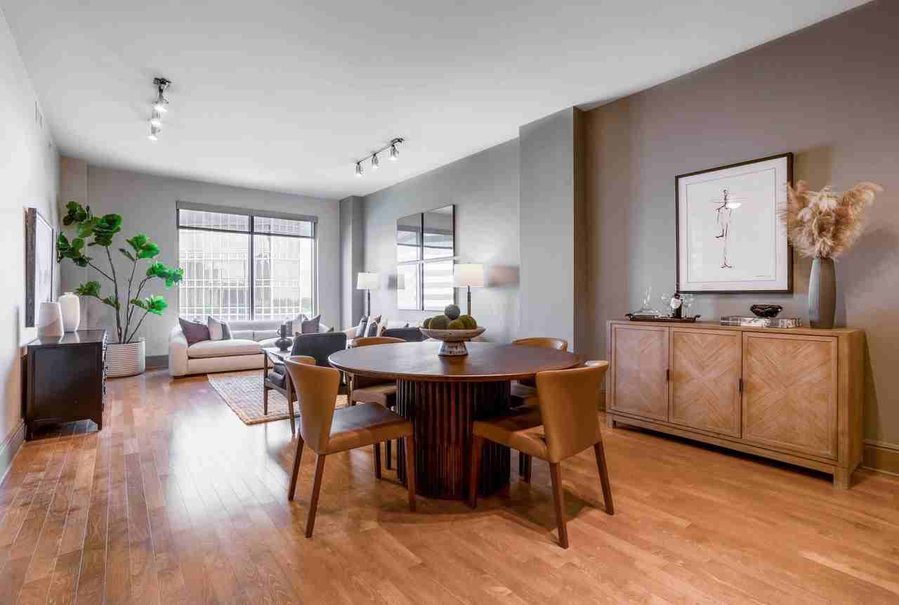 7 Riverway - Photo 5 of 36