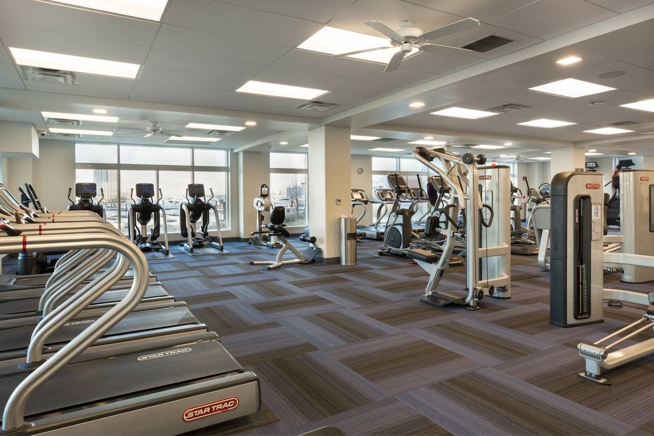 Harborview at the Navy Yard - Photo 7 of 29