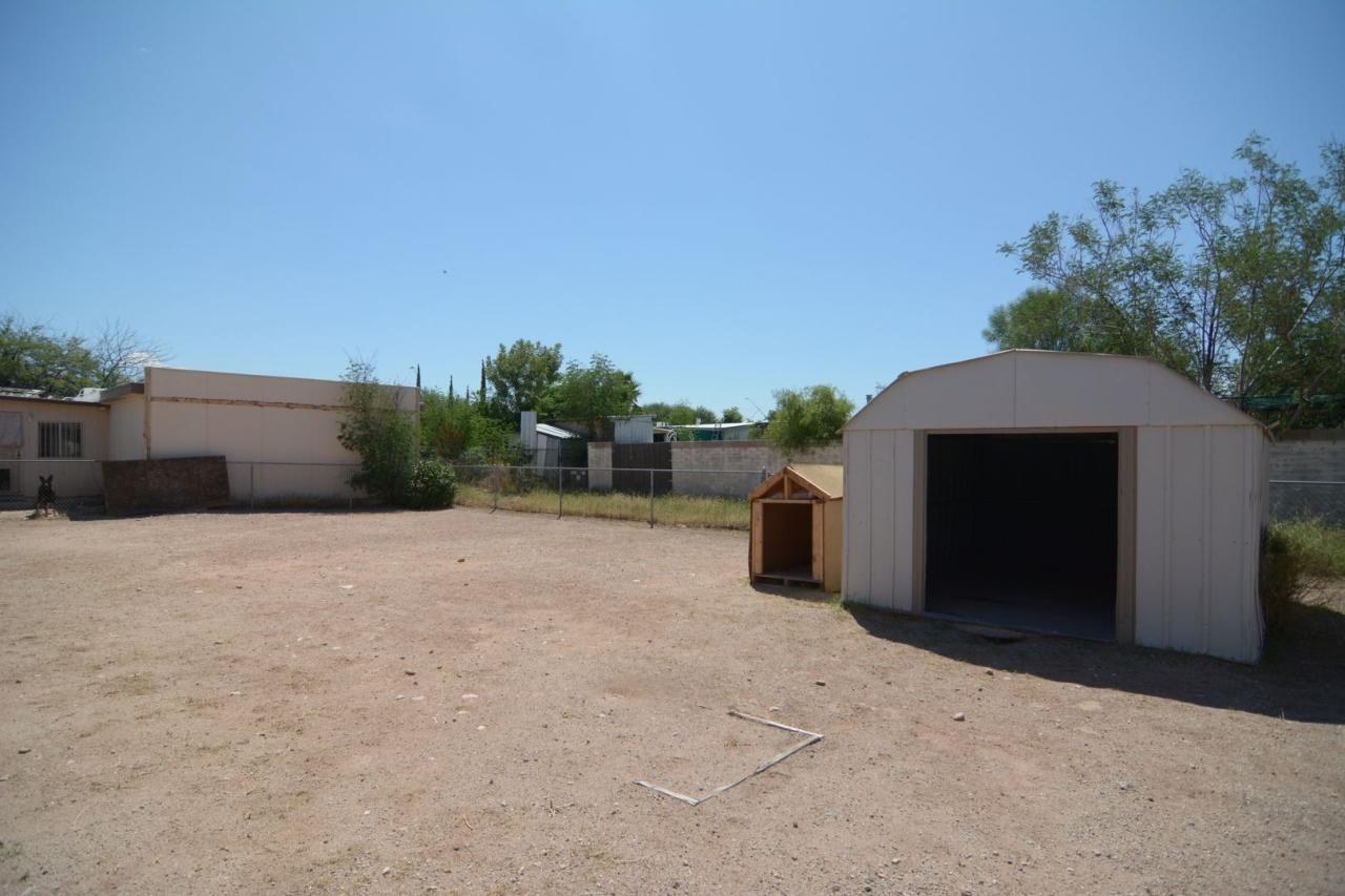 1802 East Canada Street - Photo 3 of 5