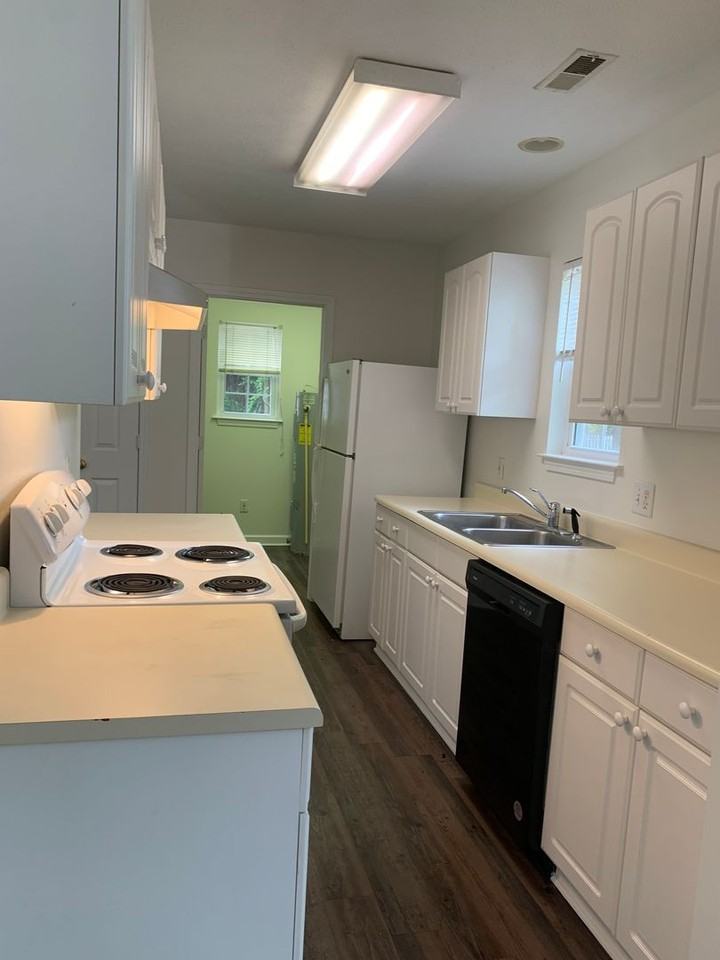 124 Hillsdale Dr - Photo 6 of 22