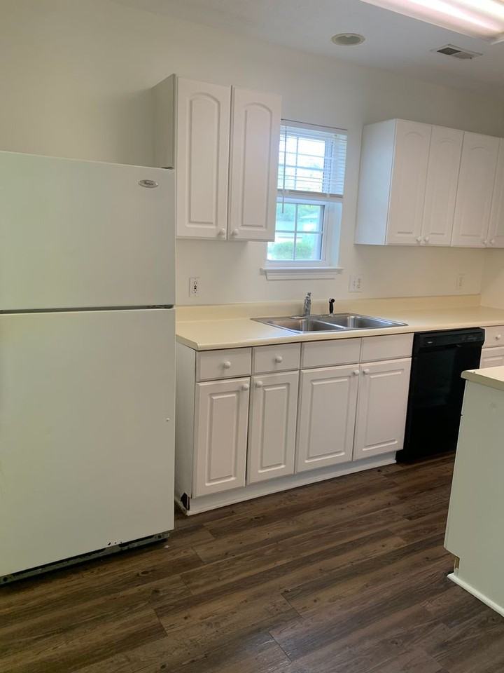 124 Hillsdale Dr - Photo 7 of 22