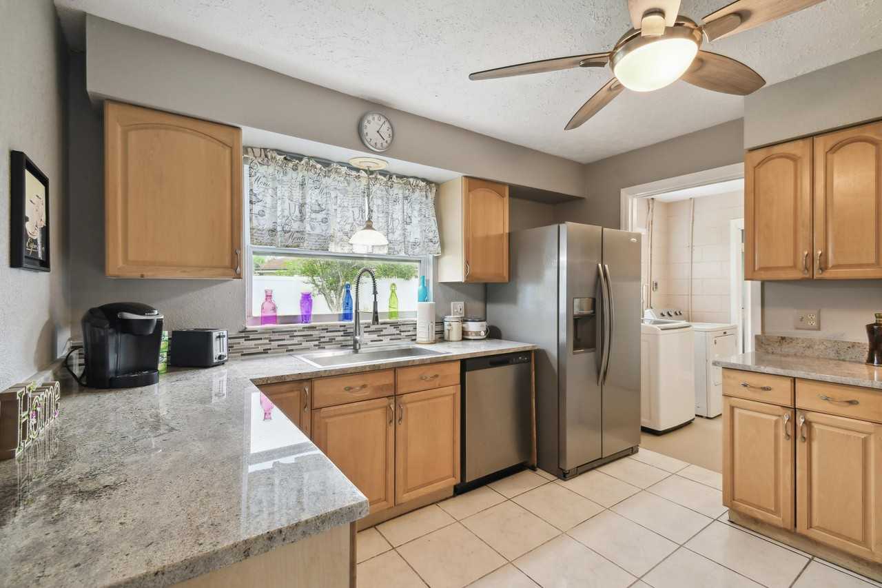 Kendall Way - Photo 5 of 19