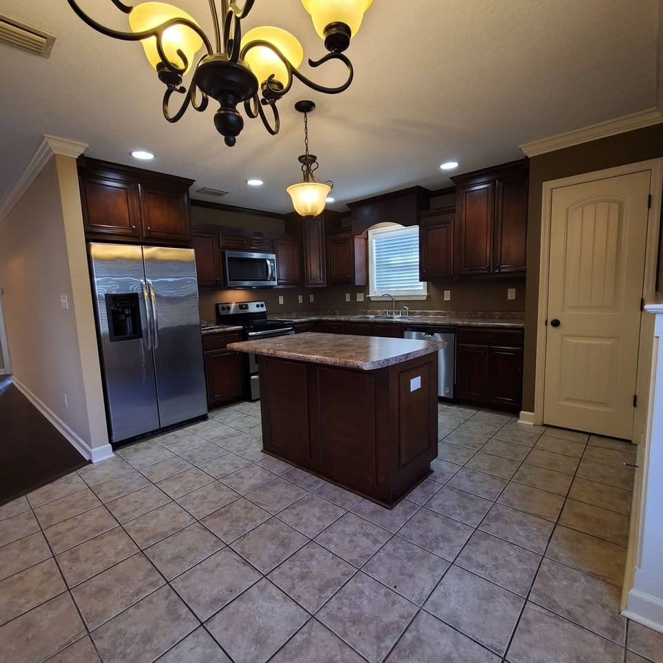 4189 Willow Round Rd - Photo 4 of 11