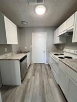 featured image of 104 S Moore Ave