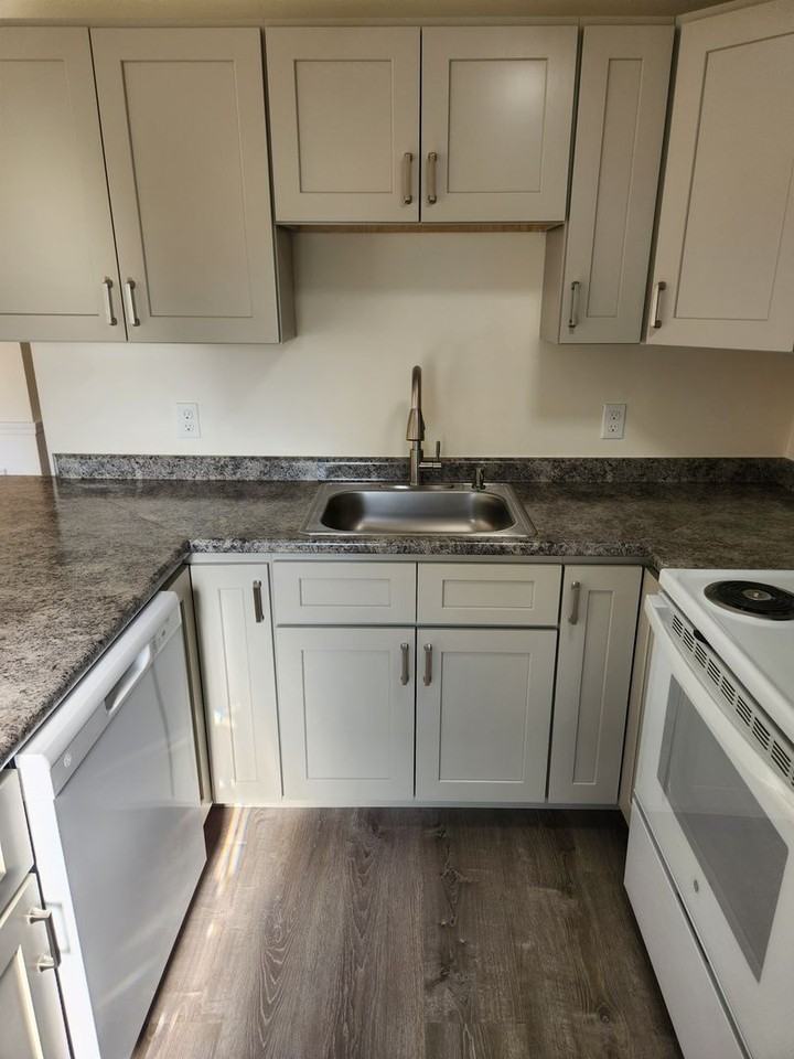 1-5 Pulaski Drive - Photo 7 of 24