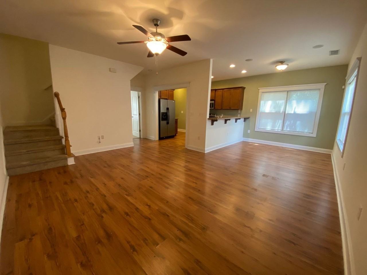 974 Dr Martin Luther King Pkwy - Photo 2 of 11