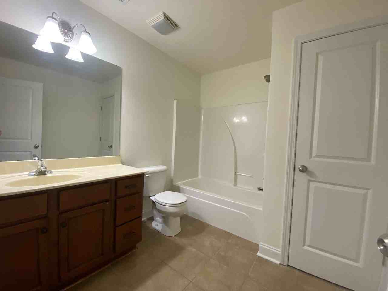 974 Dr Martin Luther King Pkwy - Photo 5 of 11