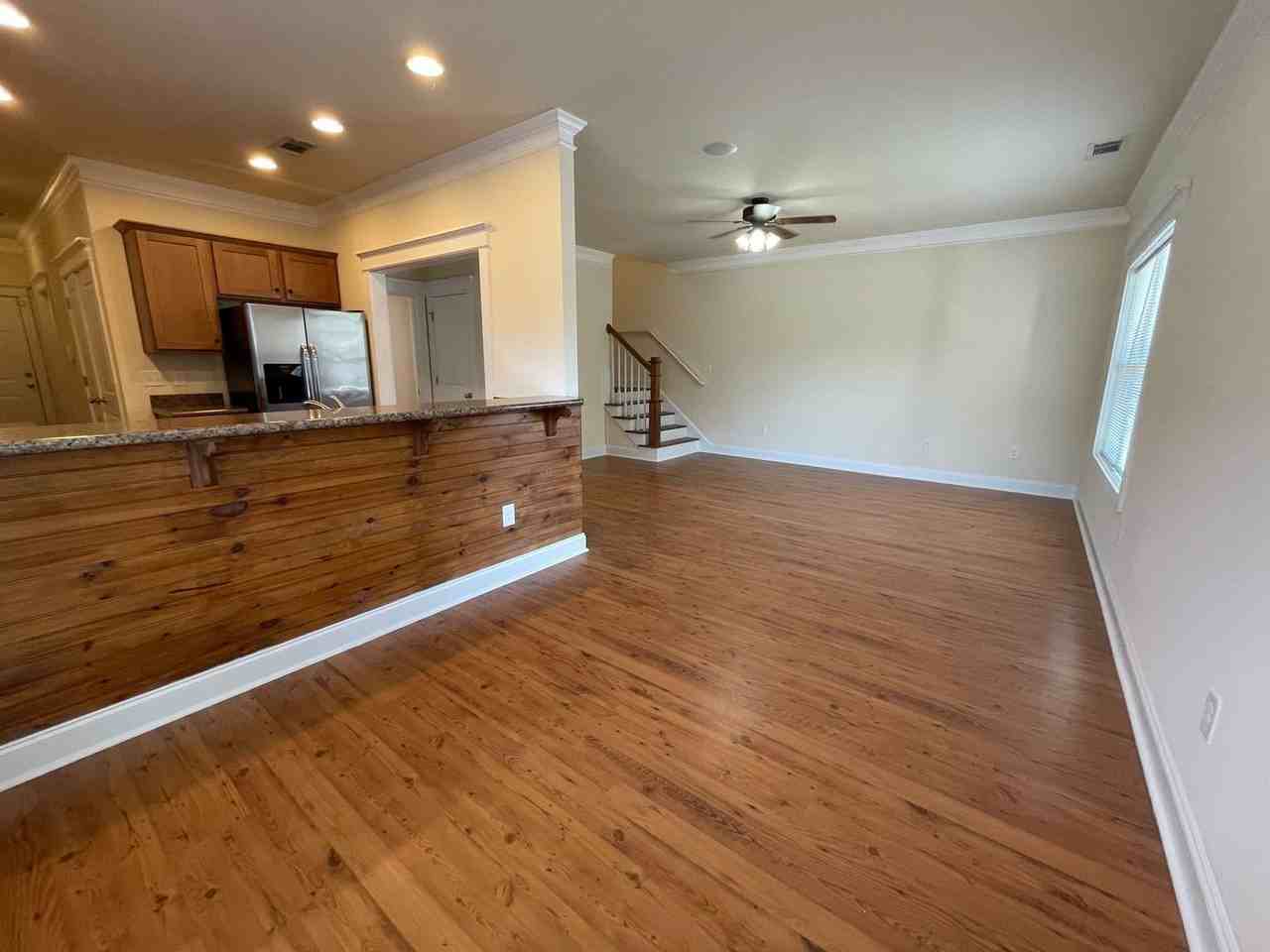234 Madison Hts - Photo 3 of 13