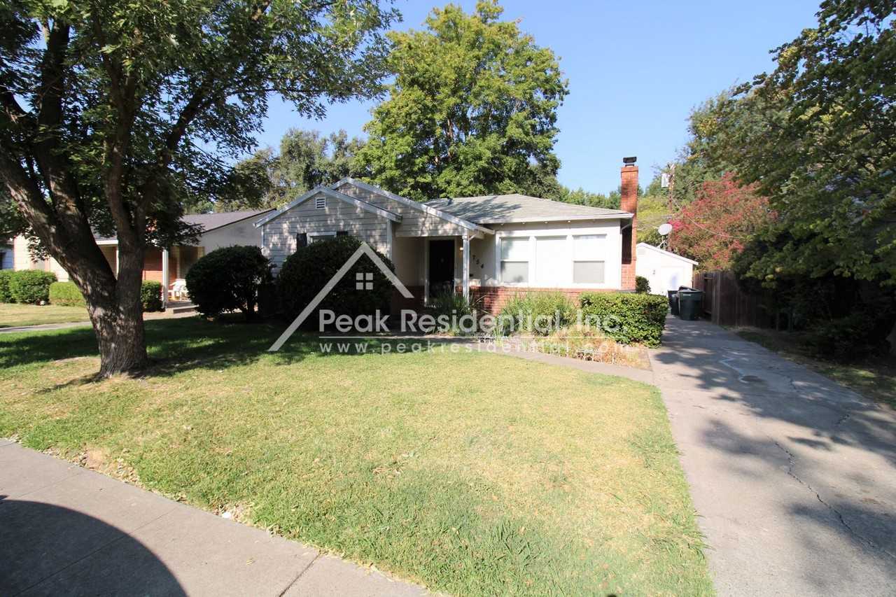 2754 San Luis Ct - Photo 2 of 17