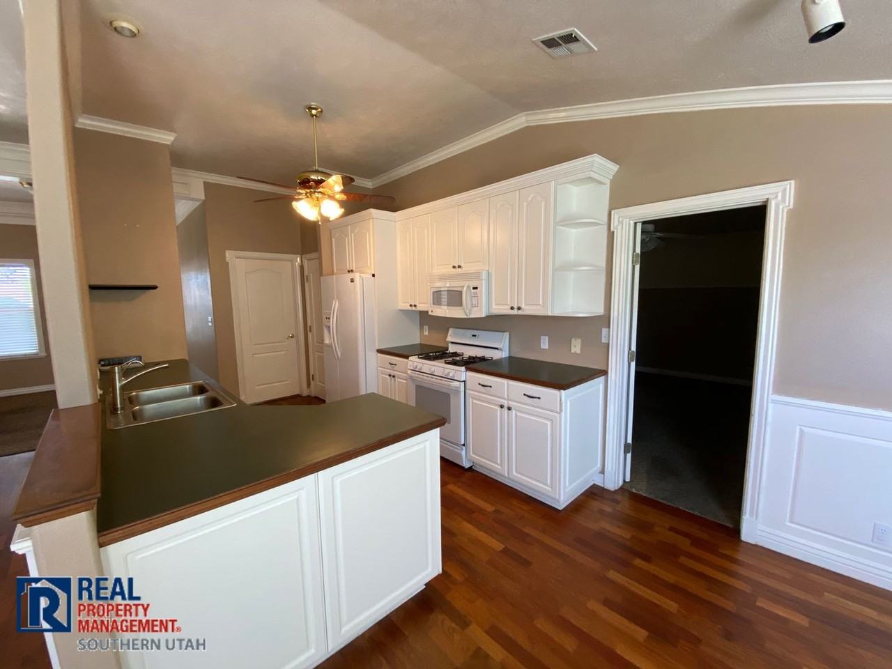 196 N 2270 E - Photo 2 of 6