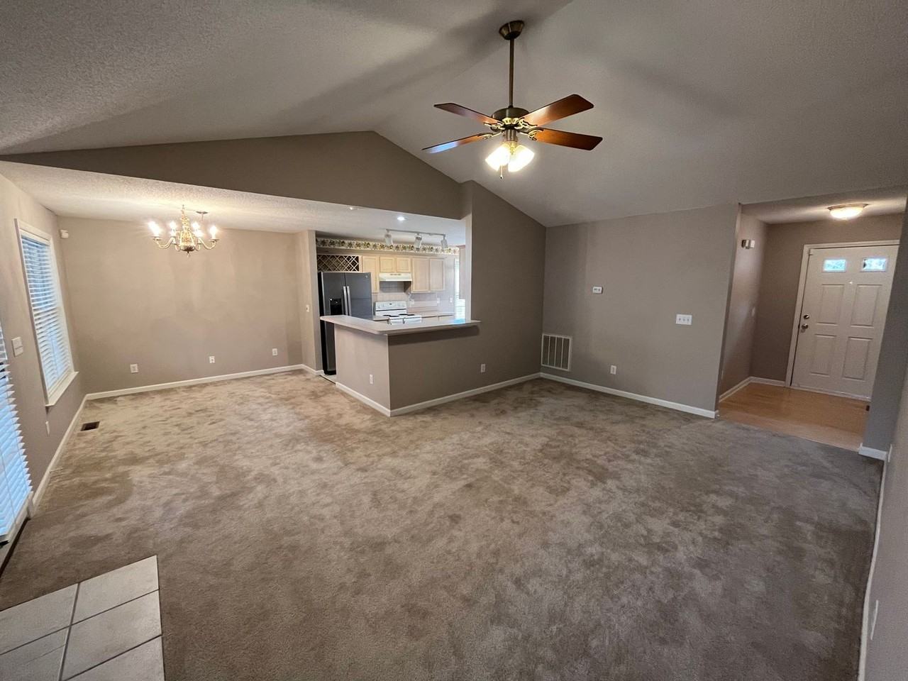 6514 Draebury Ln - Photo 3 of 20