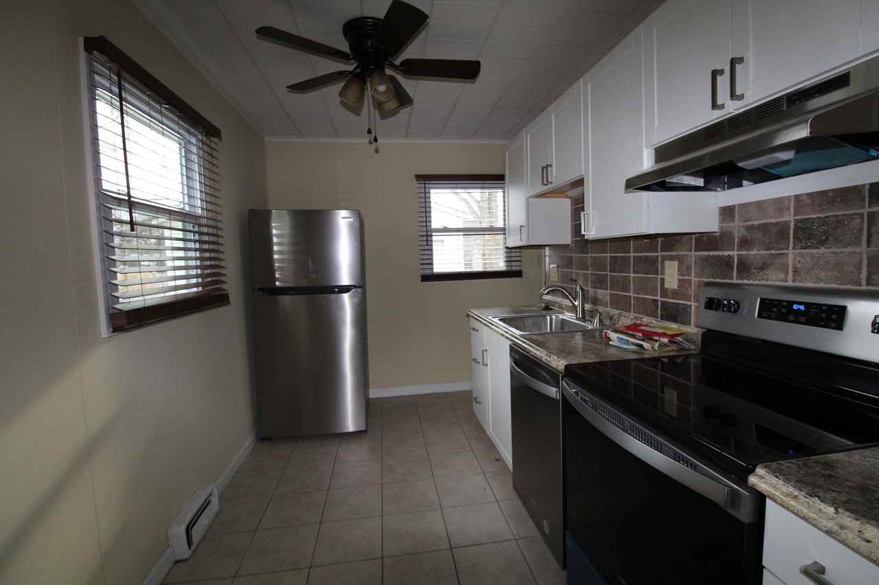 2367 Cranford Rd - Photo 3 of 14