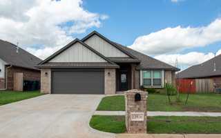featured image of 13916 Upper Village Dr