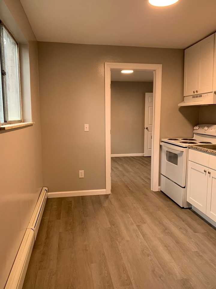 600 Stewart - Photo 3 of 10