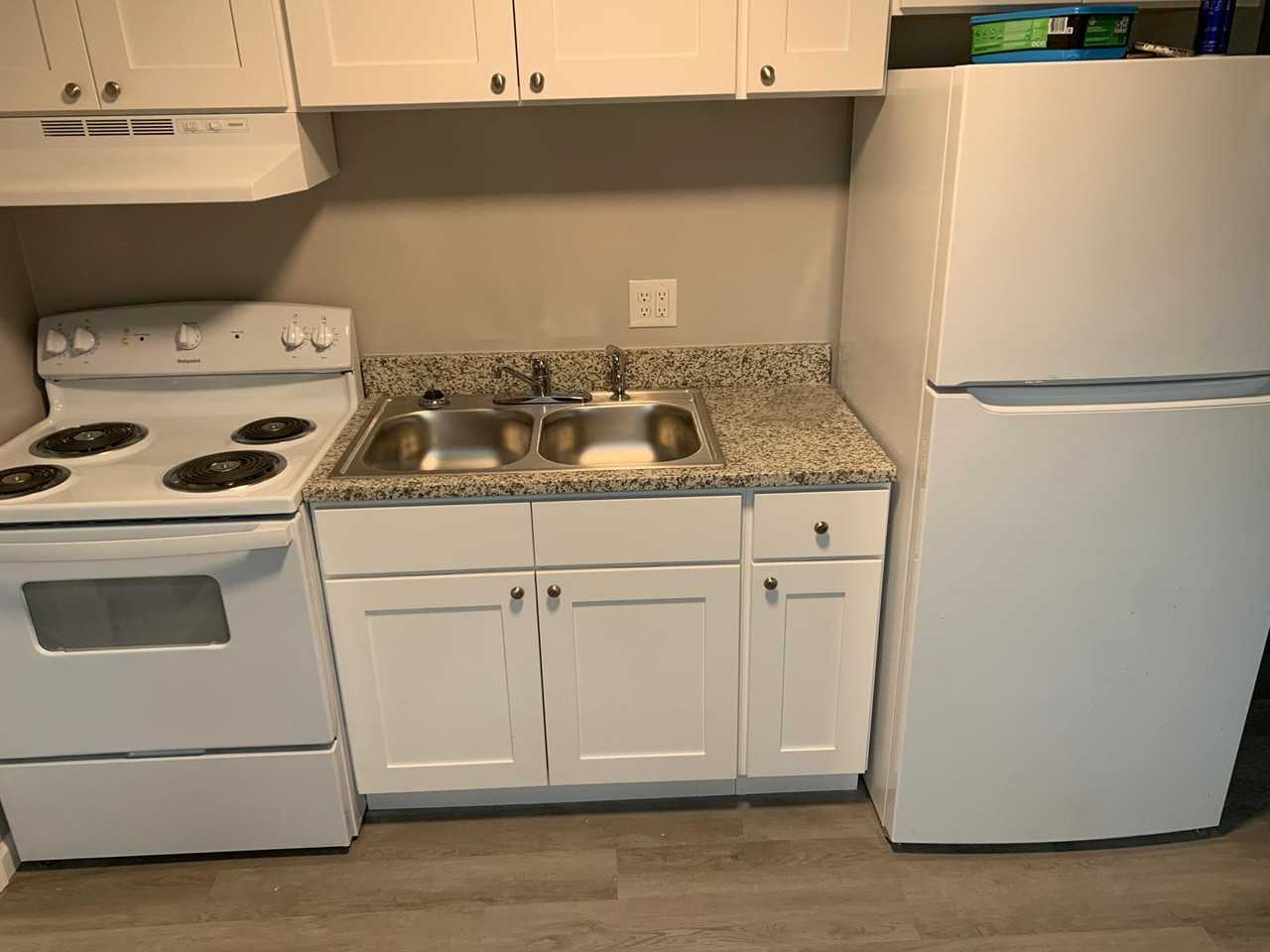 600 Stewart - Photo 4 of 10