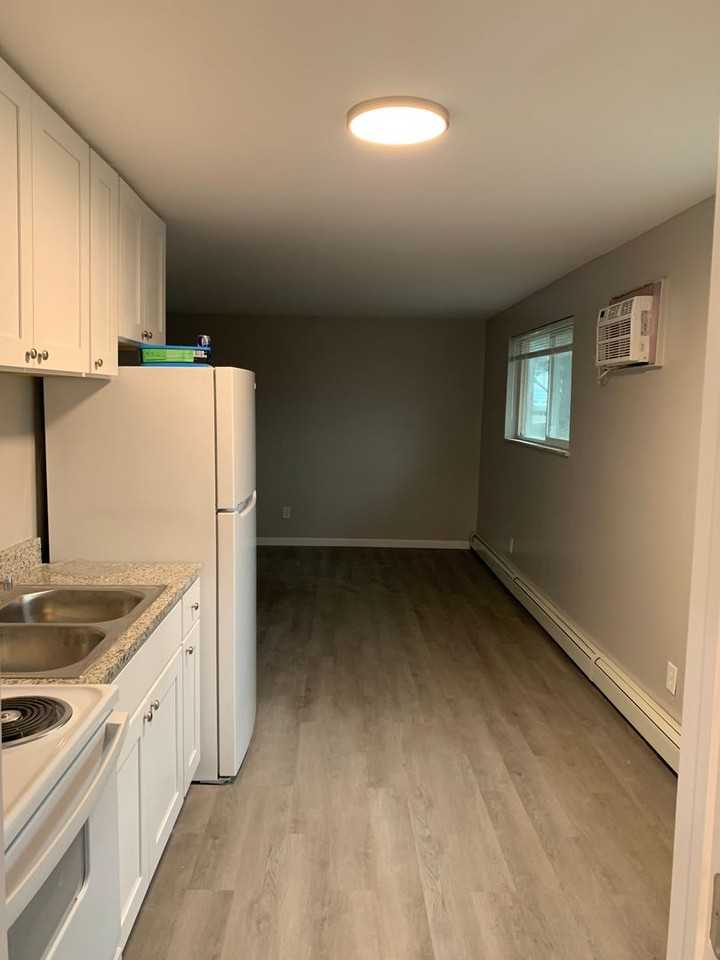 600 Stewart - Photo 5 of 10