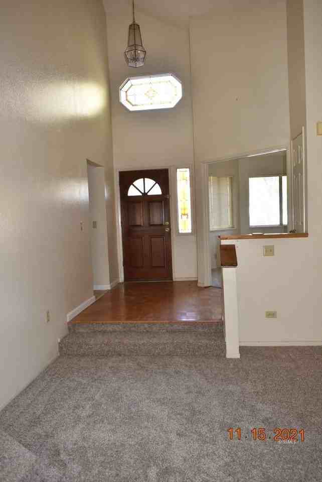423 Tepatitlan Ct - Photo 3 of 18
