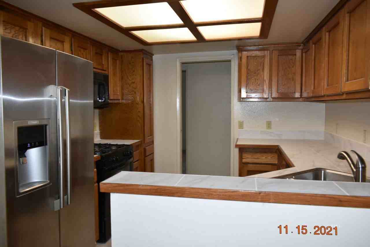 423 Tepatitlan Ct - Photo 6 of 18