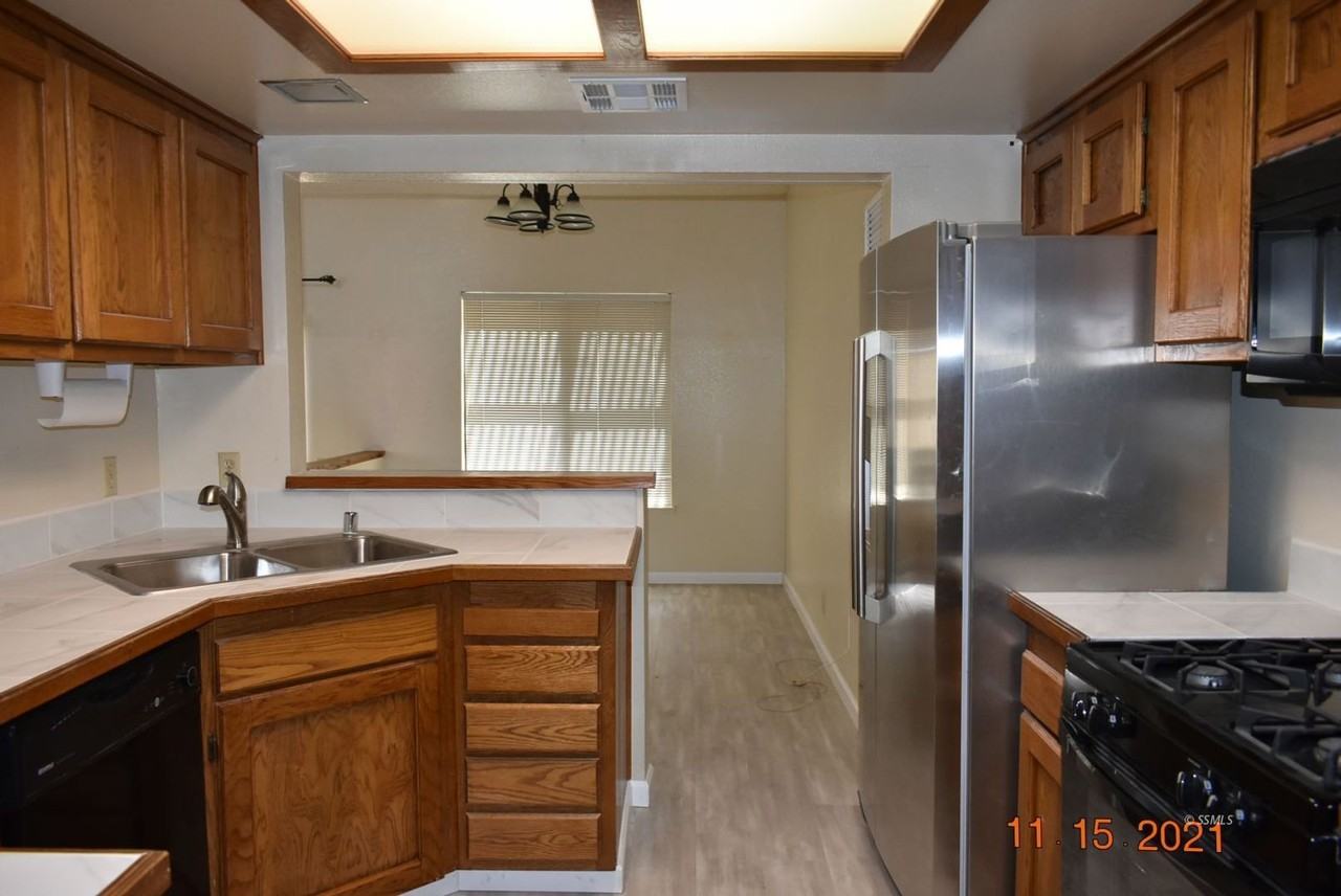 423 Tepatitlan Ct - Photo 7 of 18