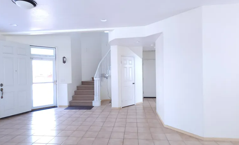 2404 Paso Robles Ct - Photo 3 of 5