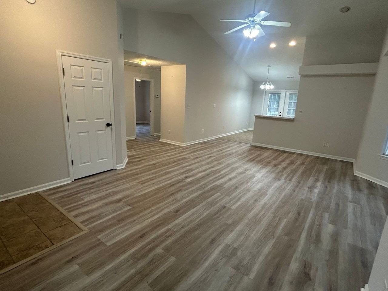 3613 Farmington Pl - Photo 7 of 32