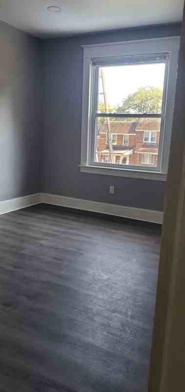 2456 Keyworth Ave - Photo 2 of 8