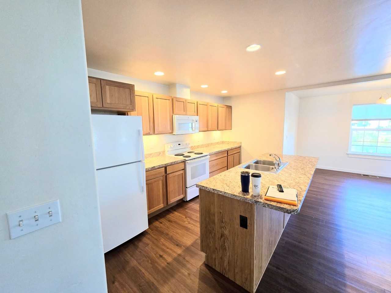 40 Muskrat Dr - Photo 3 of 14