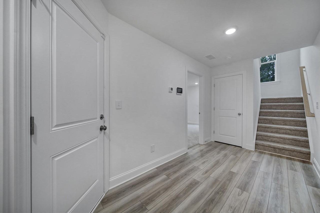 9220 Walnut Hill Rd Nw - Photo 3 of 33