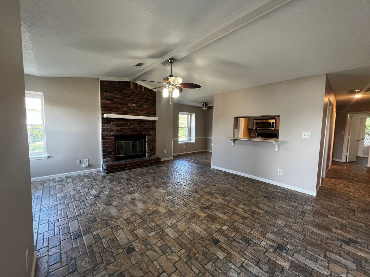 3220 S 68th Cir - Photo 3 of 17