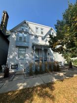 916 E Lyon St - Photo 1 of 1