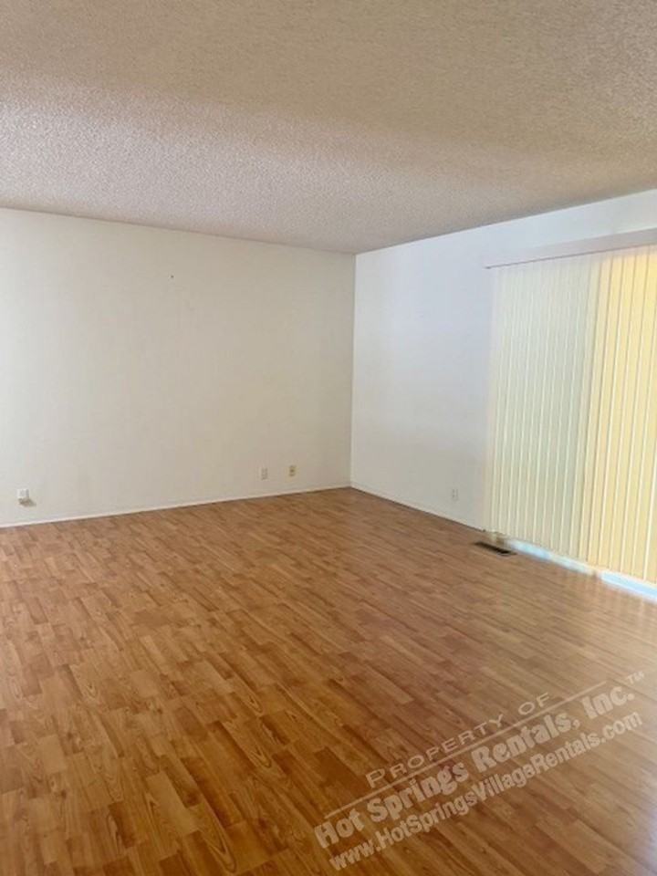 4 Lonjeta Ln - Photo 7 of 16