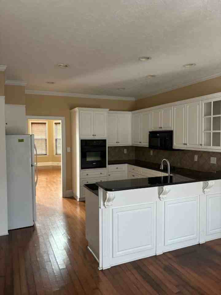 131 Coach Ln - Photo 6 of 16