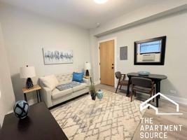 featured image of 505 W Belmont Ave #4D