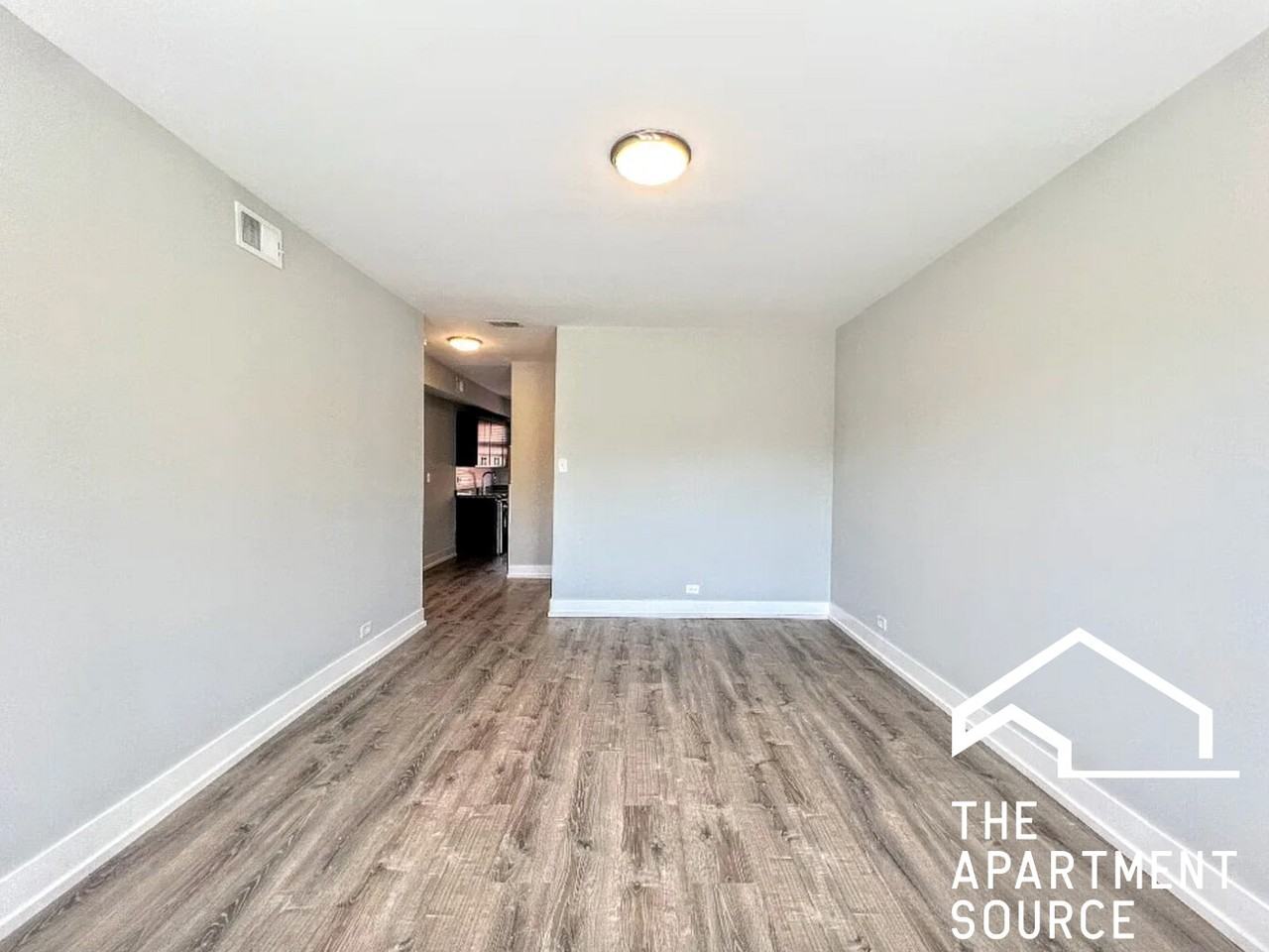 1128 Maple Ave #B2 - Photo 3 of 11