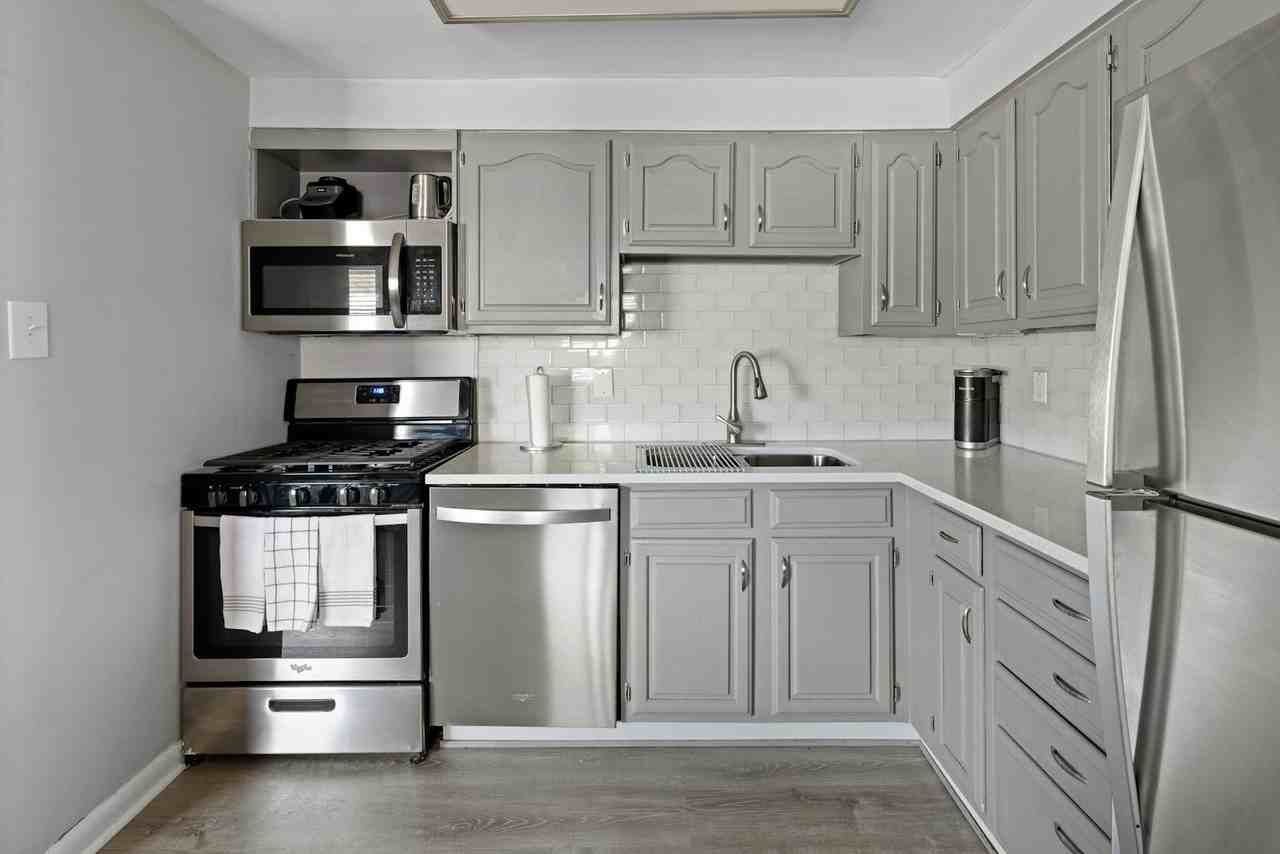 1115 Mary Ann Street, Unit 1115-1 - Photo 6 of 36