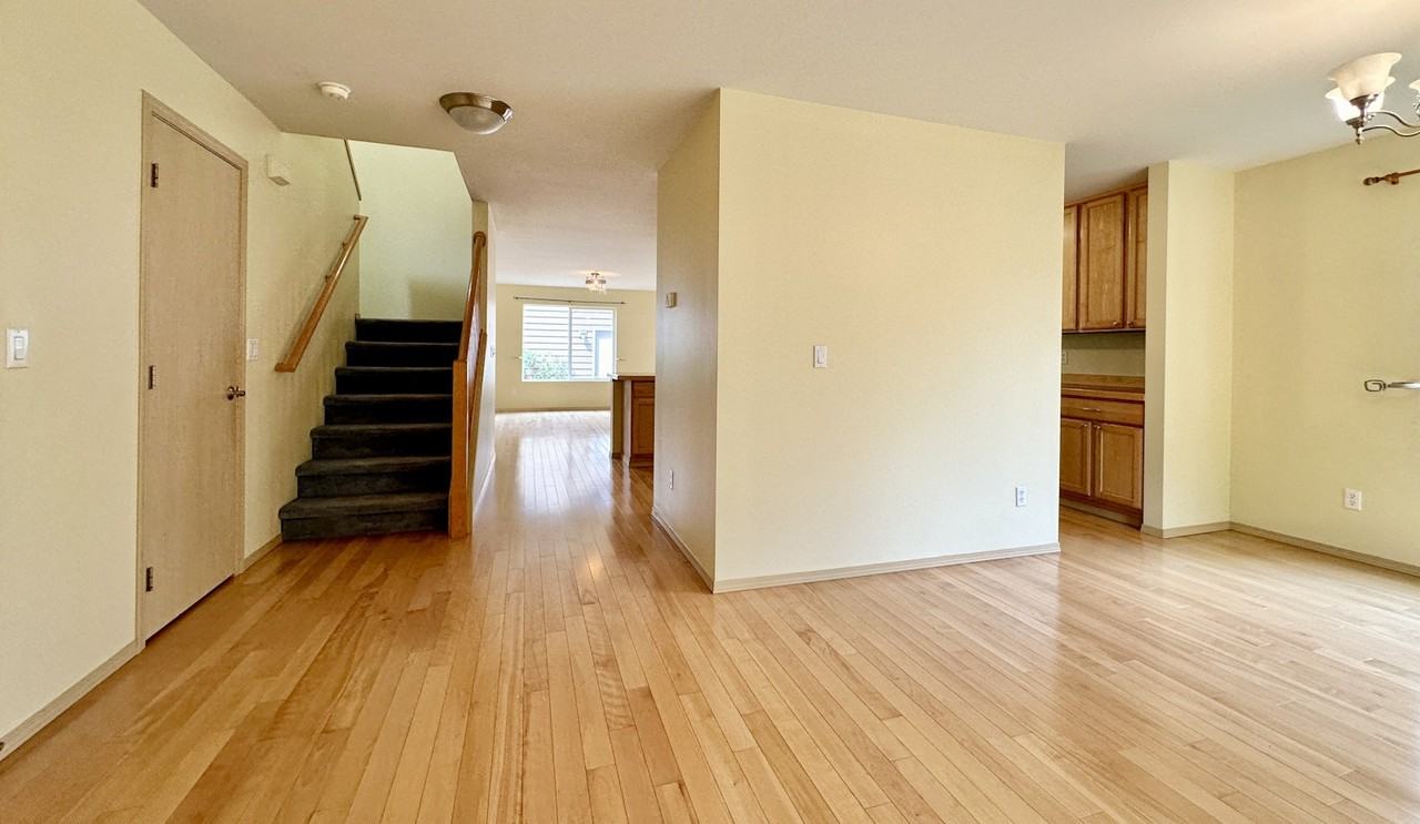 8409 230th Ave Ne - Photo 3 of 18