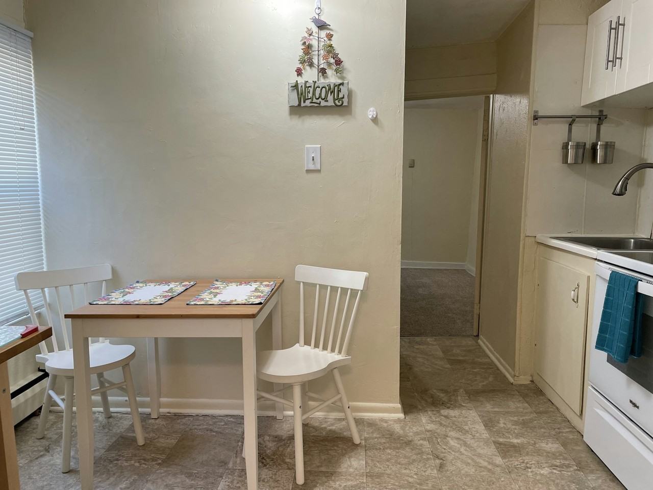 624 Knox Court, Unit 2 - Photo 7 of 20