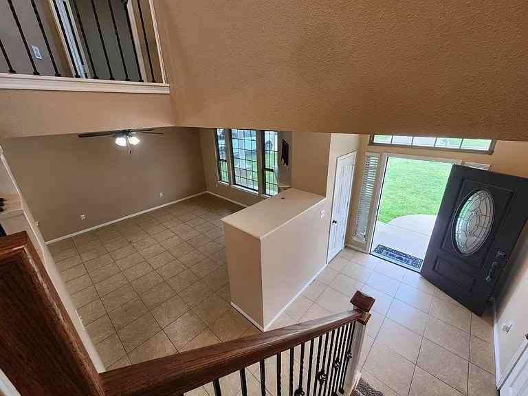 2318 Tracy Ln, Unit 1 - Photo 5 of 30