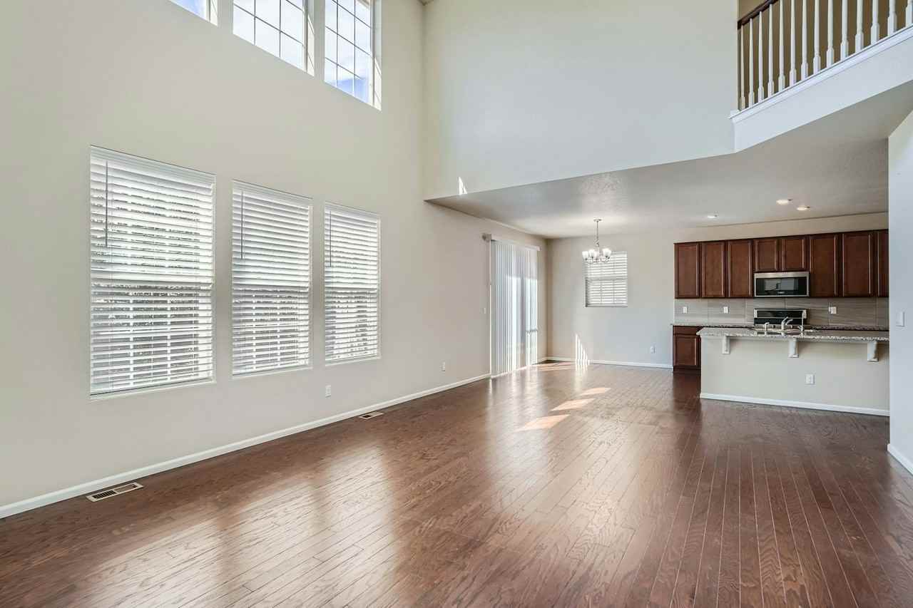 15904 East Otero Circle - Photo 7 of 28