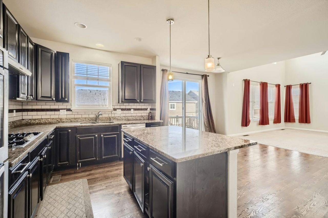 5742 South Flat Rock Way - Photo 5 of 31